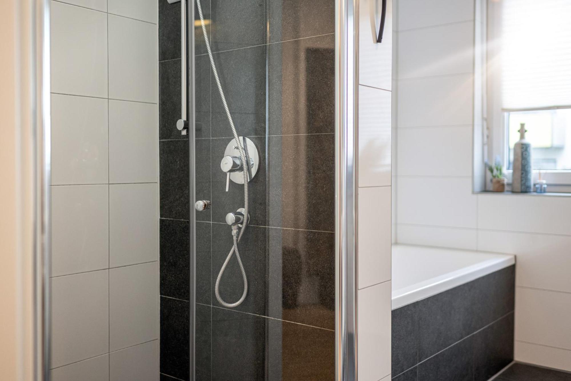 Appartamento Alpenflair / Luxury / 100Qm / Work / Travel / Netflix Penzberg Esterno foto